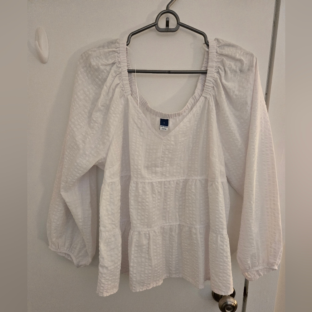 Old Navy Textured White Blouse